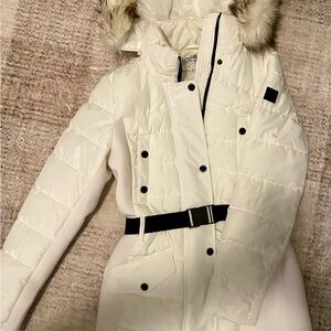 Michael Kors White Puffer Jacket with Fur Trim